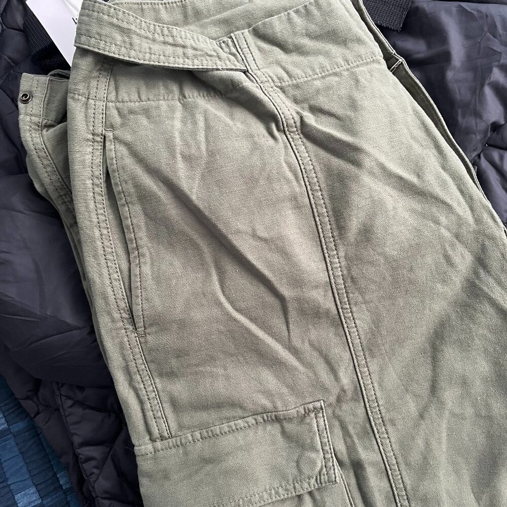 FRAME Wide Leg Cargo Trousers - Picture 7 of 7